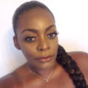Meet your Posher, Leila